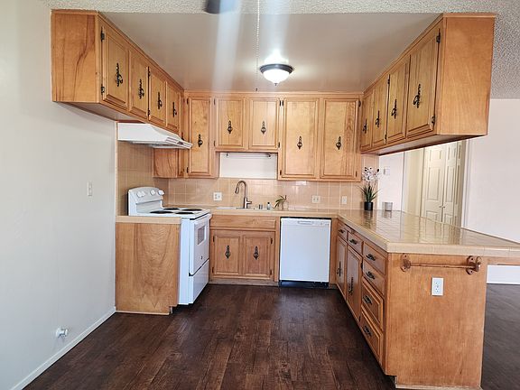 Townhome Kitchen
