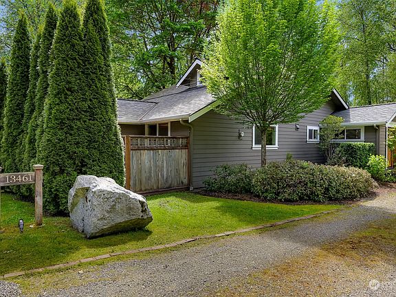 3rd image of 13461 Bear Creek Road NE