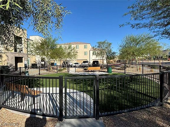 4th image of 6240 Dolosonte St