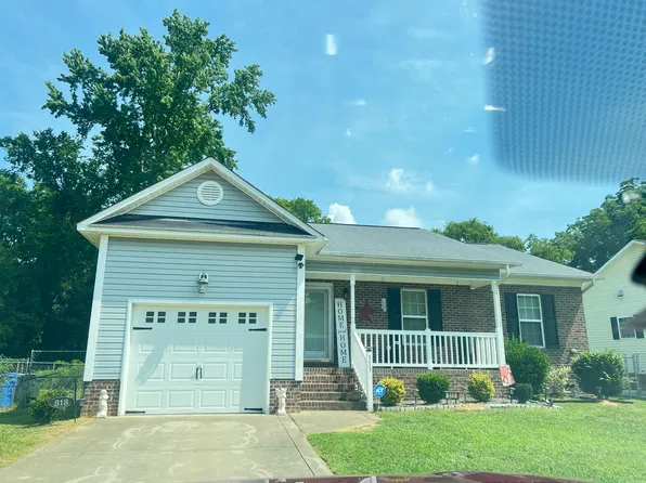 313 Kingdom Estate Dr, Fayetteville, NC 28301