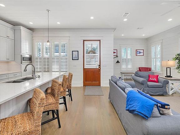 3rd image of 53 Water Oak Way