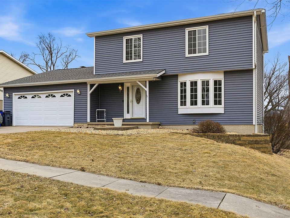 1st image of 3008 Circle Hill Ct NE