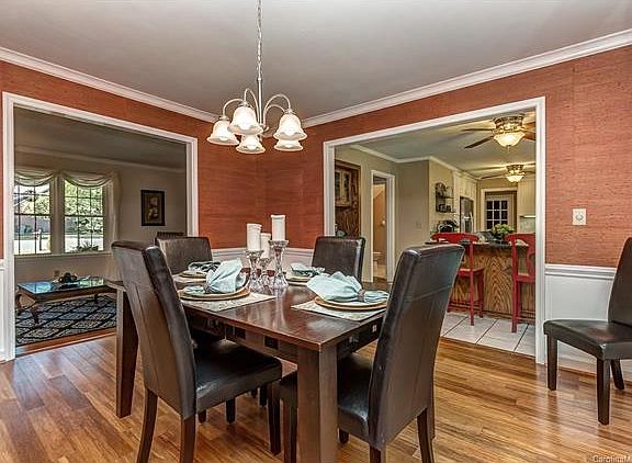 5th image of 1904 Lynbridge Dr