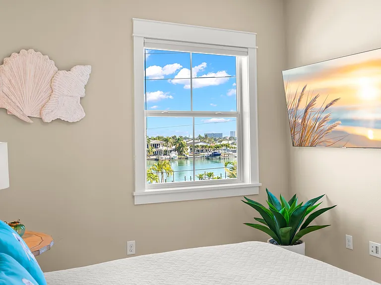 10042 Gulf Blvd — Photo 37