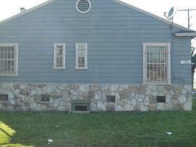 2nd image of 10301 La Salle Ave