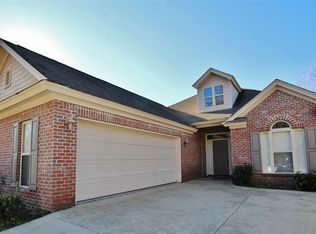 725 River Birch Cir, Wetumpka, AL 36093