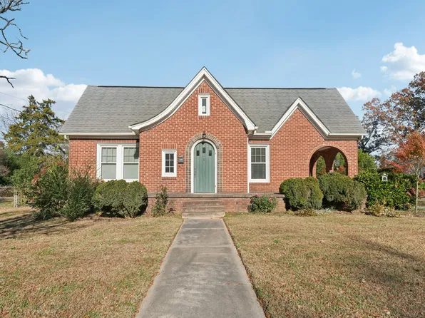 552 Hyde Park Dr NE, Concord, NC 28025