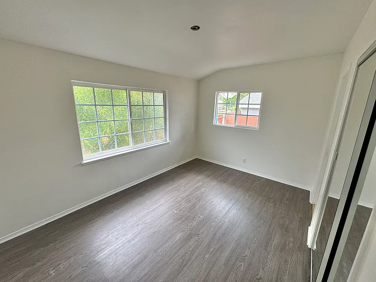 6624 Rhea Ave — Photo 8
