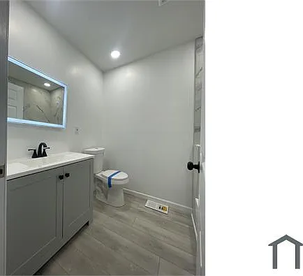 2145 N Dover St — Photo 7
