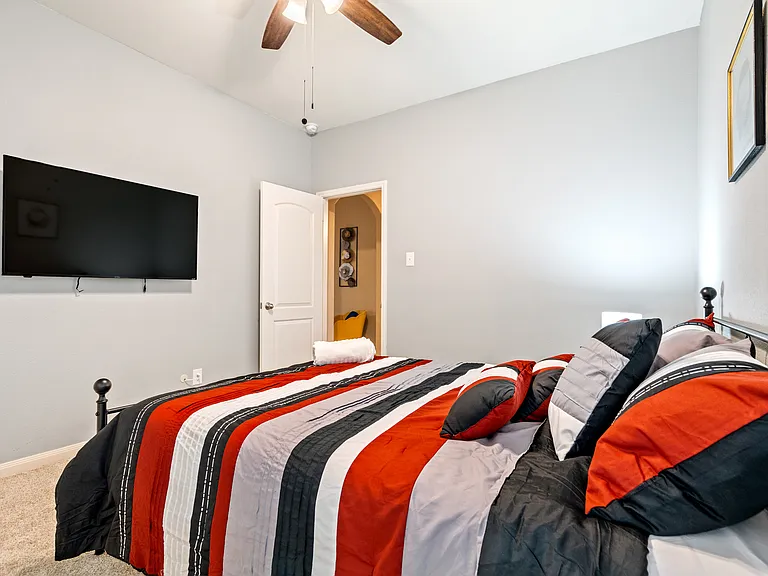 4212 Pont Du Gard Way — Photo 12