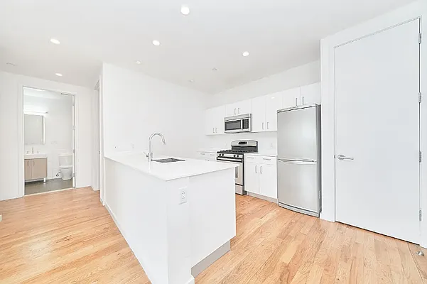 Rented by Living New York | media 23