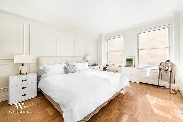 Sold by Warburg | media 28