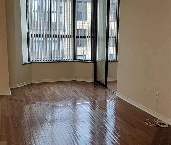 211 Saint Patrick St #Penthouse 6 — Photo 9