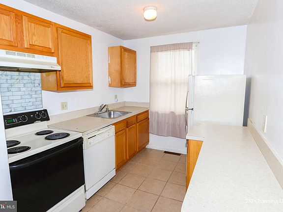 2nd image of 232 Channing Dr