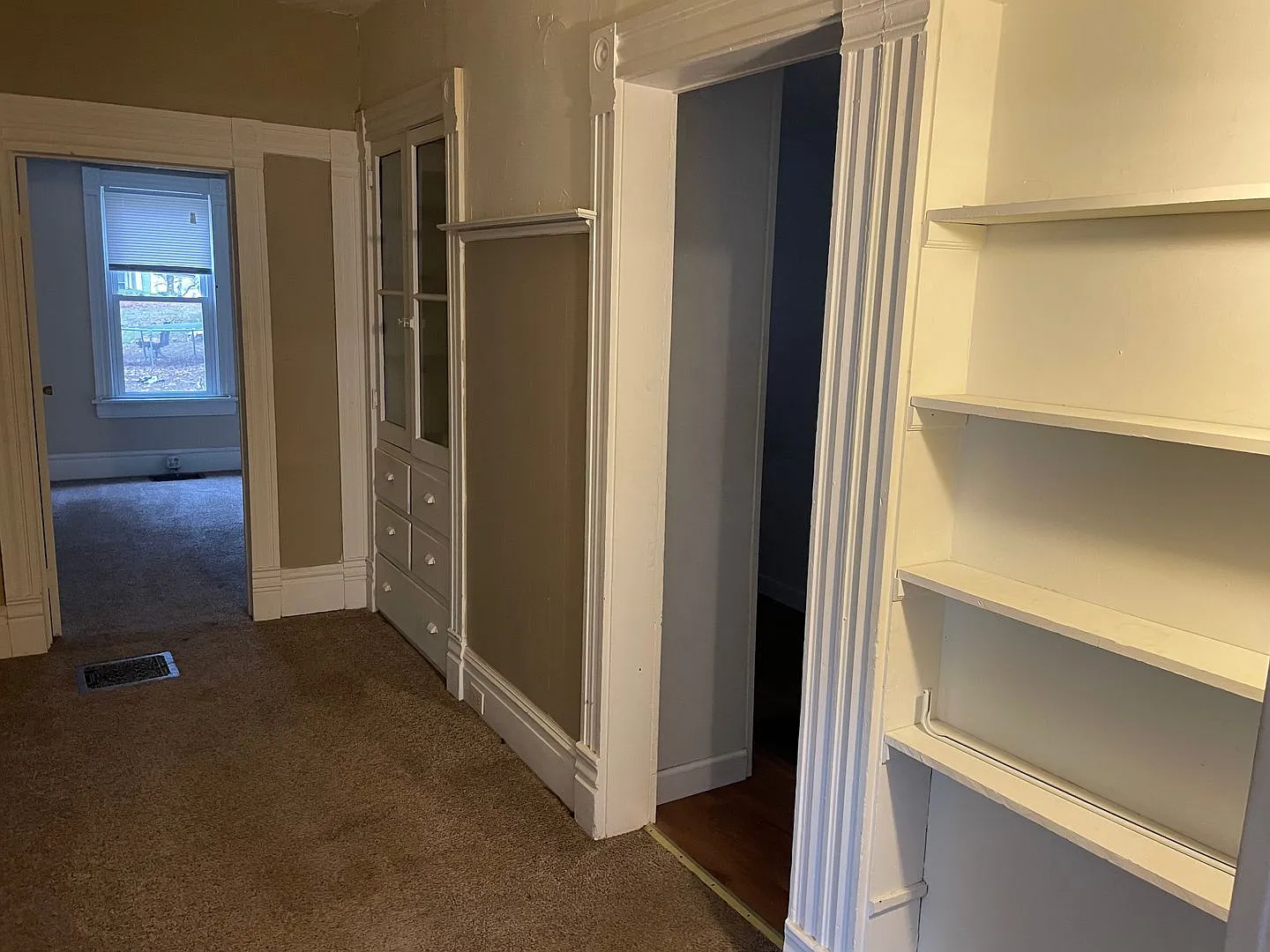 20 Franklin St — Photo 2