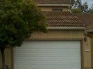 10 Tarn Ct, Hercules, CA 94547