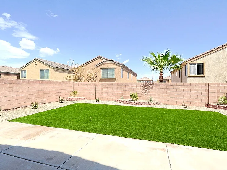 340 Sweet Sugar Pine Dr — Photo 37
