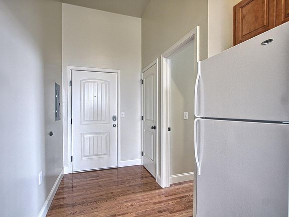 3rd image of 1841 N 3rd St APT 208