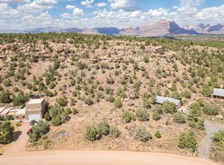 784 W Foothill Dr, Apple Valley, UT 84737