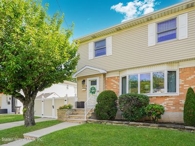 207 Martin Ave, Staten Island, NY, 10314