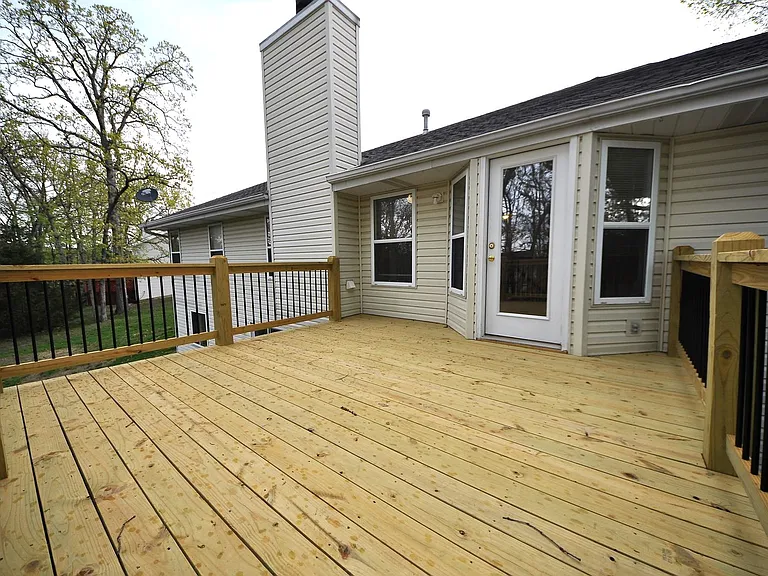 131 Choctaw Dr — Photo 16