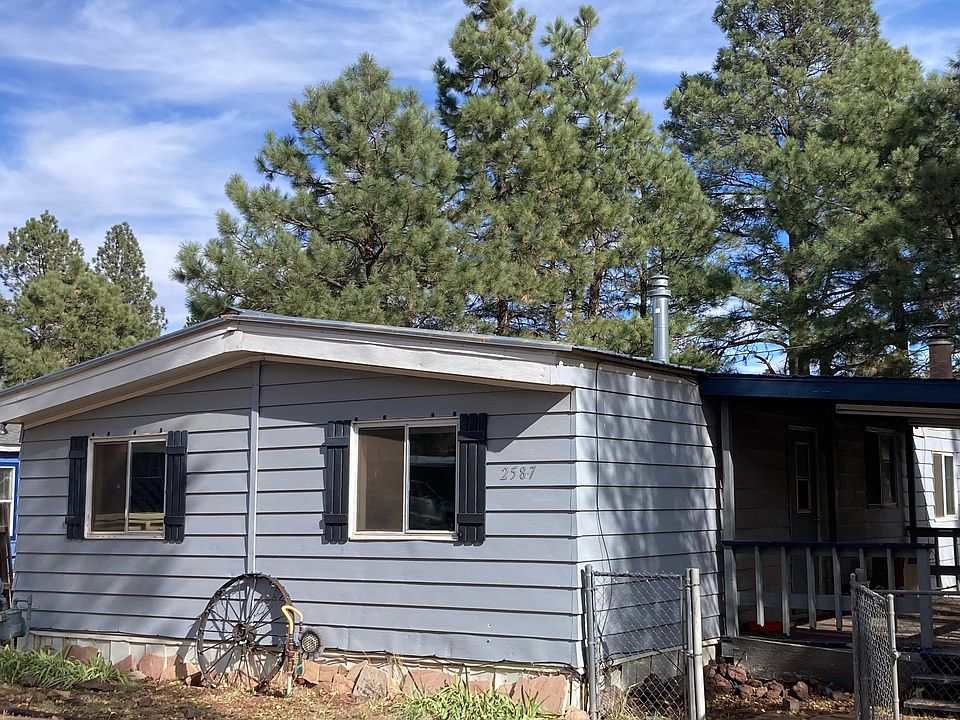Beautiful home in the pines, Kachina Village, 10 minutes to downtown Flagstaff.