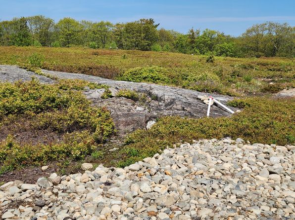 2 Whispering Berries Hill, Liberty, ME 04949
