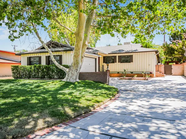 44446 Loneoak Ave, Lancaster, CA 93534