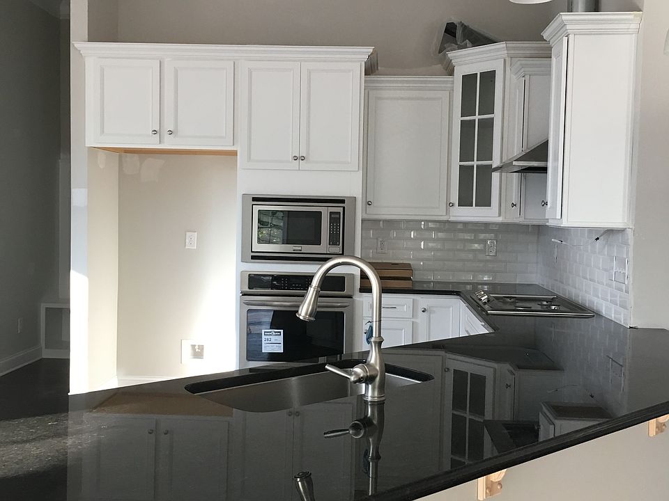 2nd image of 167 Blueview Road