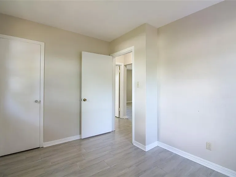 1116 S Tennessee Ave — Photo 10