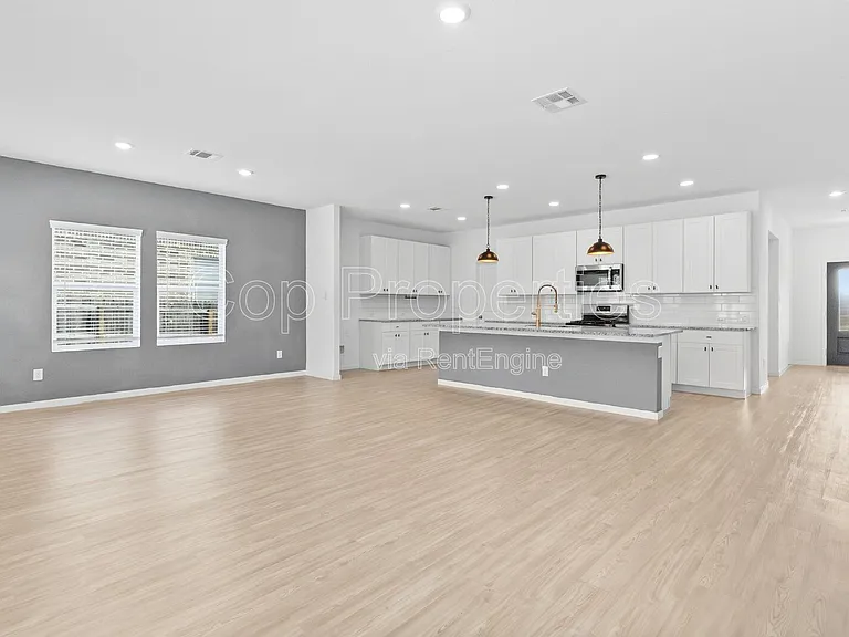 31821 Nimbus Dr — Photo 8
