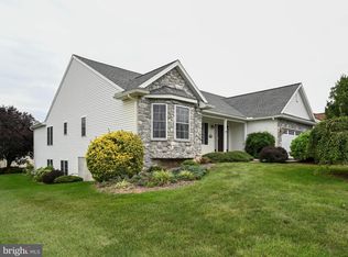 1013 Helm Ln, Reading, PA 19605