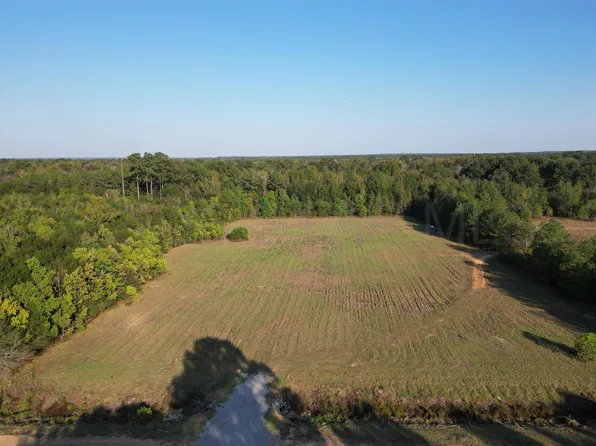 12 Highway E, Columbus, MS 39702