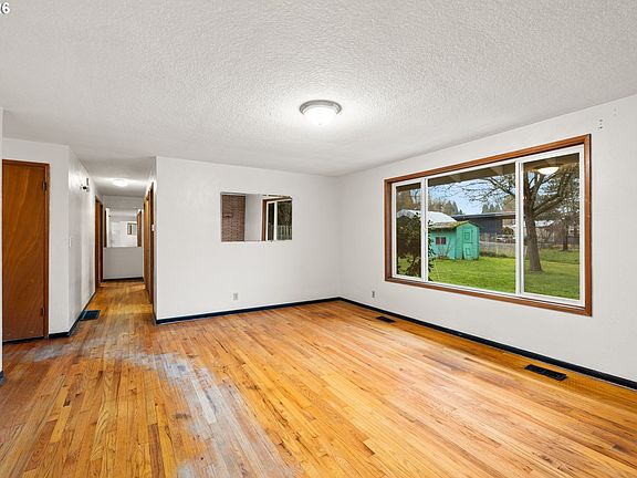 5th image of 18735 SW Rosa Rd