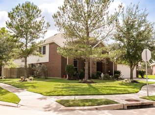 8419 Roland Canyon Dr, Cypress, TX 77433