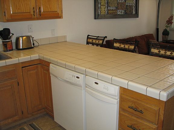 2nd image of 1845 W Canyon View Dr APT 115