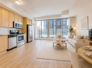 1638 Bloor St W #607, Toronto, ON M6P 0A6