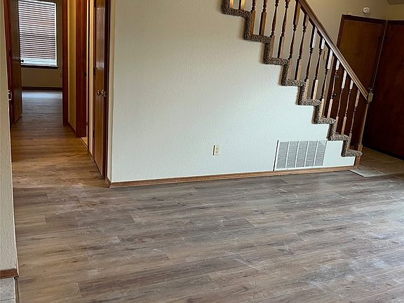 5th image of 9348 S 93rd East Ave