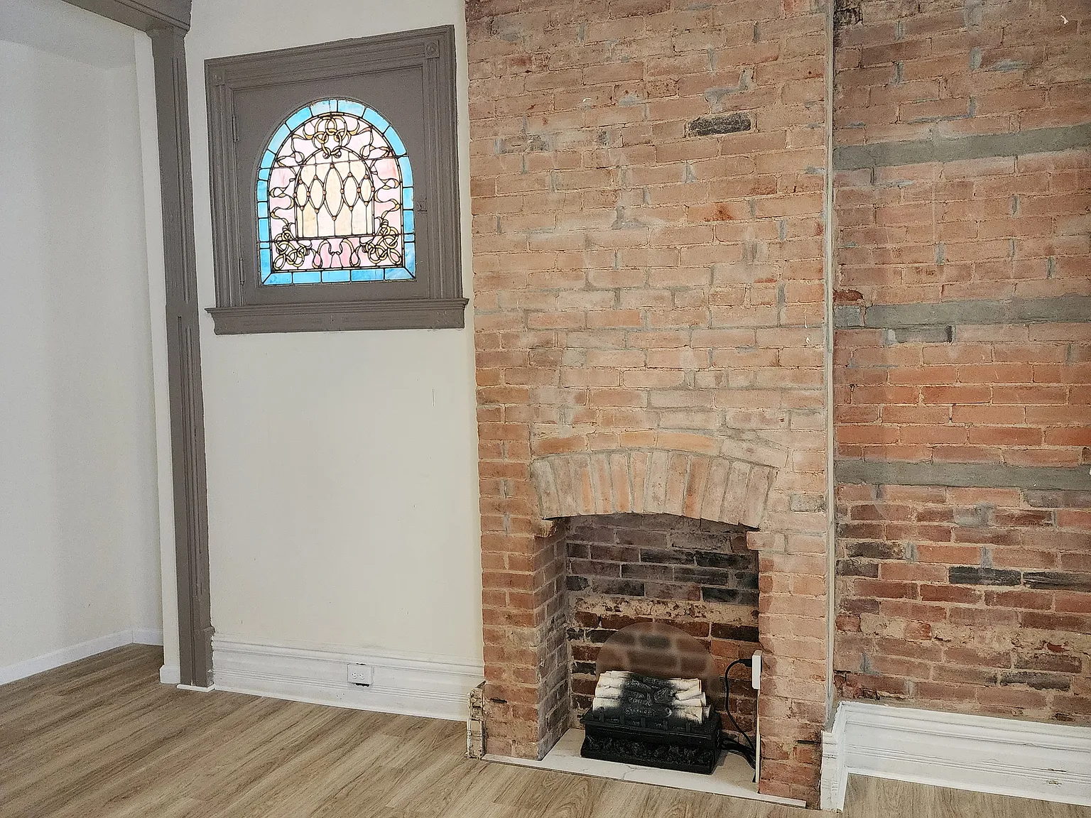 3 bed, 1600 sqft, $2,000 — Photo 3