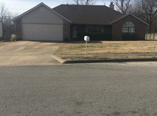 1581 Wensworth Ave, Springdale, AR 72762