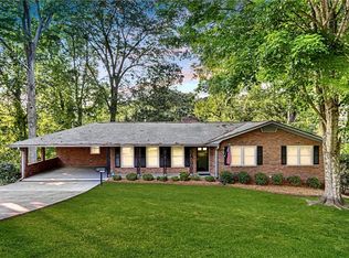 1471 Robinhood Trl, Gainesville, GA 30501