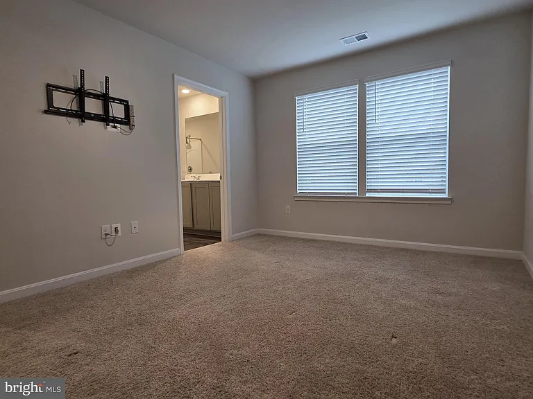 71 Filbert Dr — Photo 17