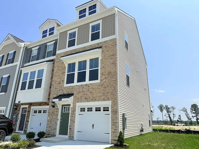 29860 Bankert Dr — Photo 2