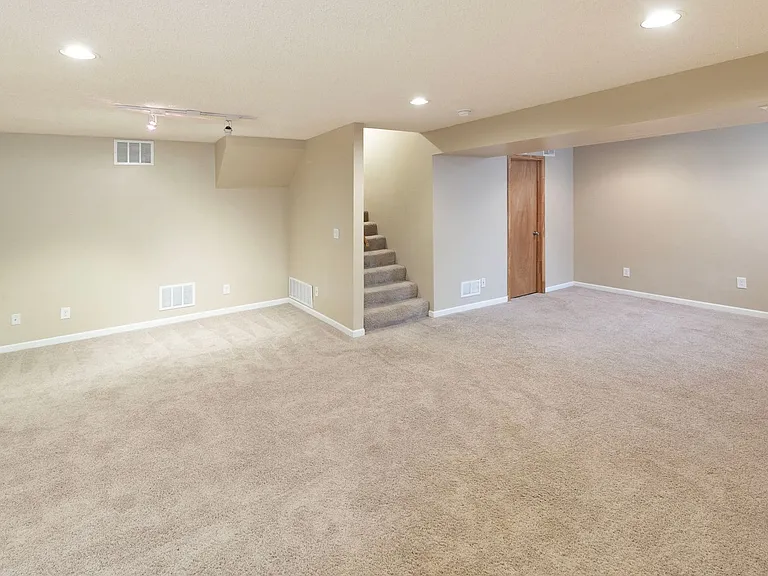 16131 S Matt Ct — Photo 29