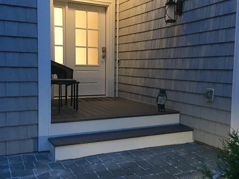 Strathmore Ct — Photo 4