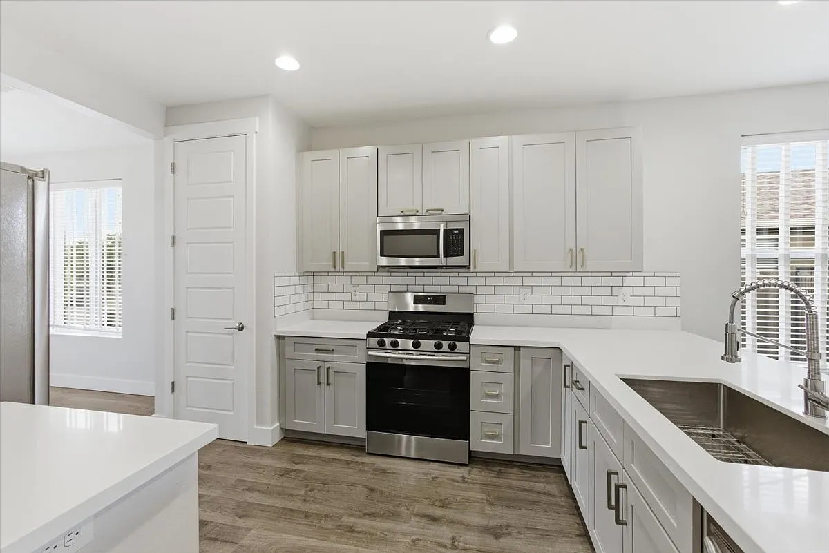 Building Photo - 1659 Allerton Way