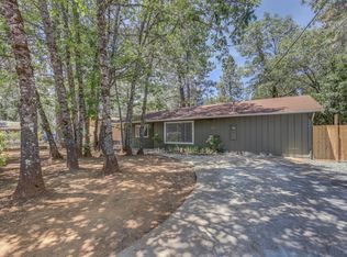 216 W Palmer St, Cave Junction, OR
