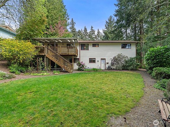 2nd image of 10514 90th Avenue SW