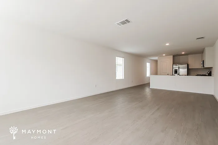 2408 Shady Grv — Photo 5