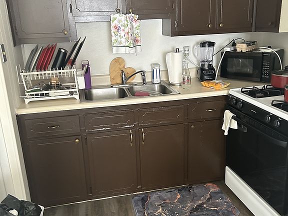 4th image of 2523 W Monroe St #1